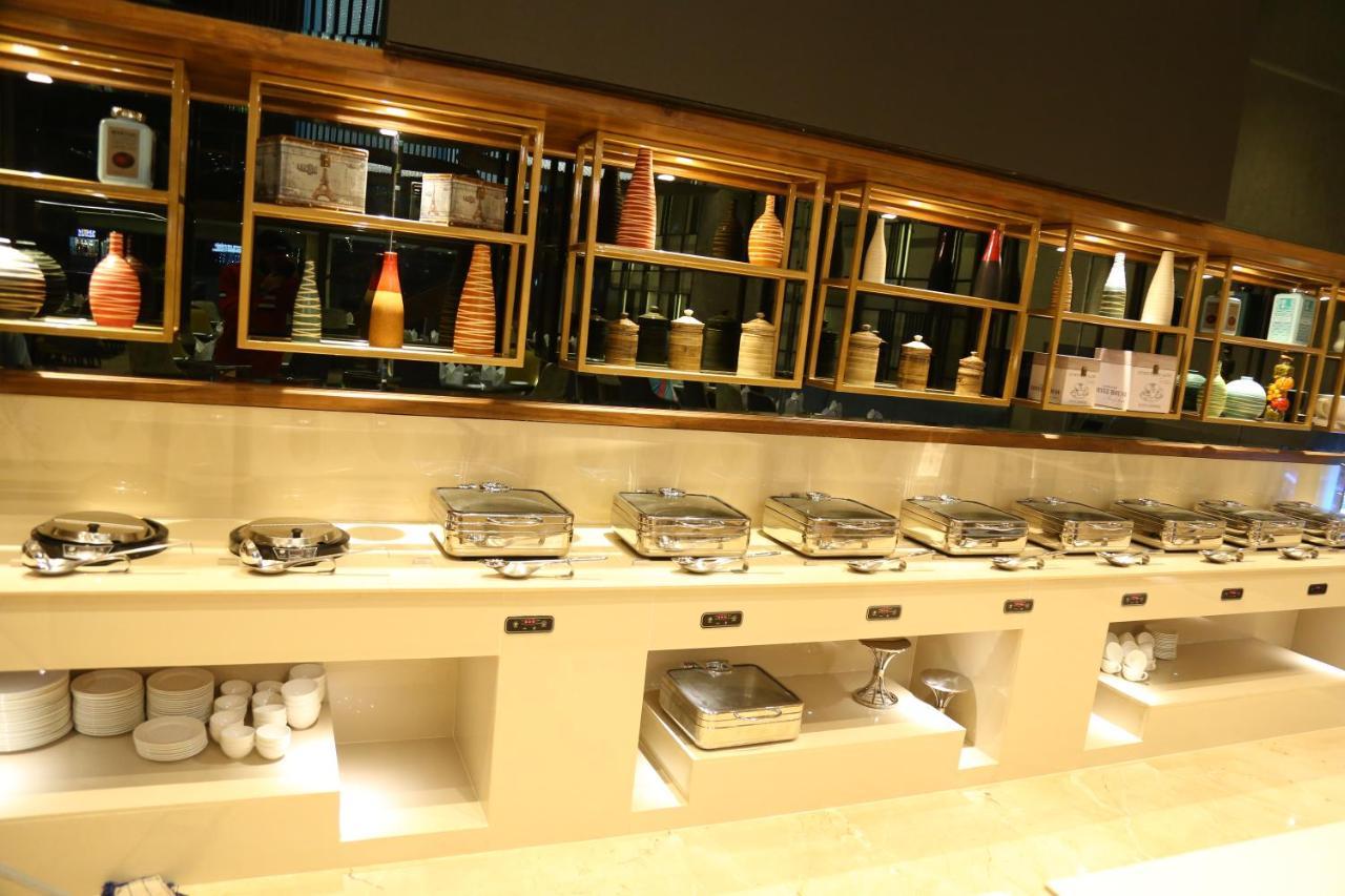 Dreamz Inn & Suites Zirakpur エクステリア 写真